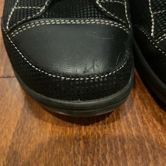 Finn Comfort Women’s Soho-S Leather Sneaker - Picture 3 of 13